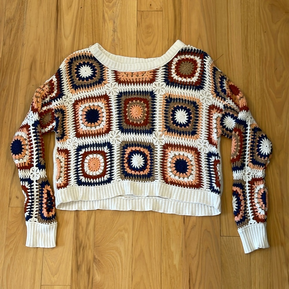 American Eagle Sweater
